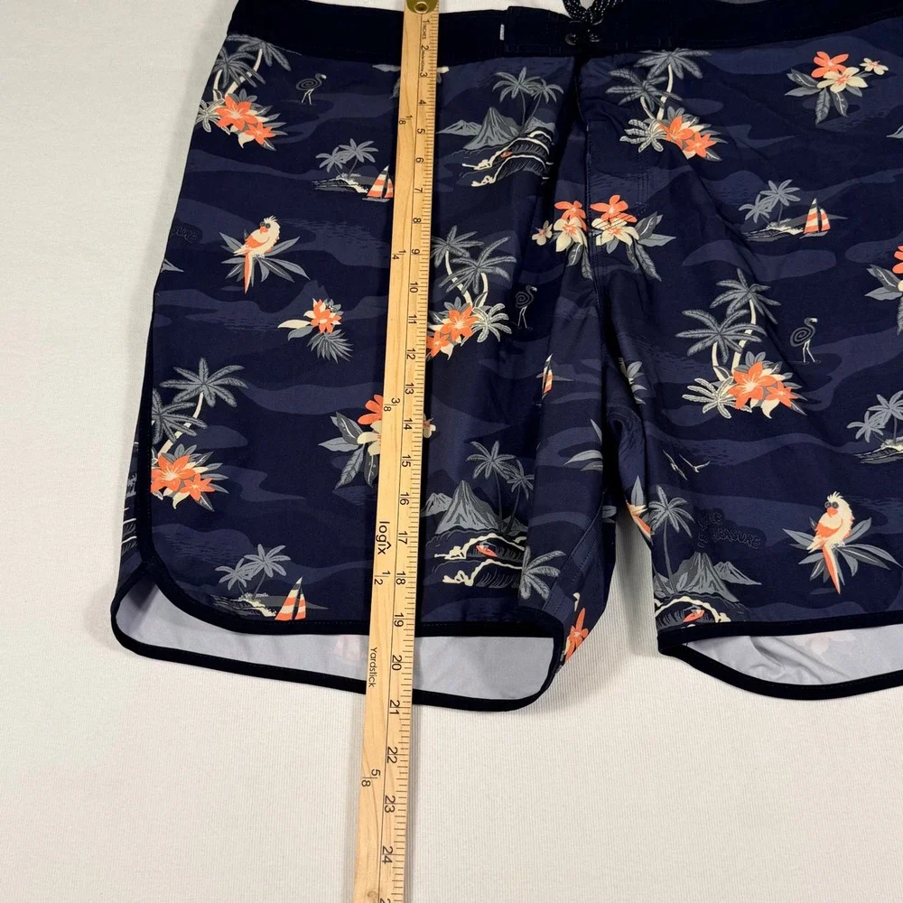 Quiksilver Board Shorts 40 Navy Blue Highline Surfsilk Tropical Island Camo